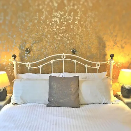 St. Raphael Guest House Bed & Breakfast 4*