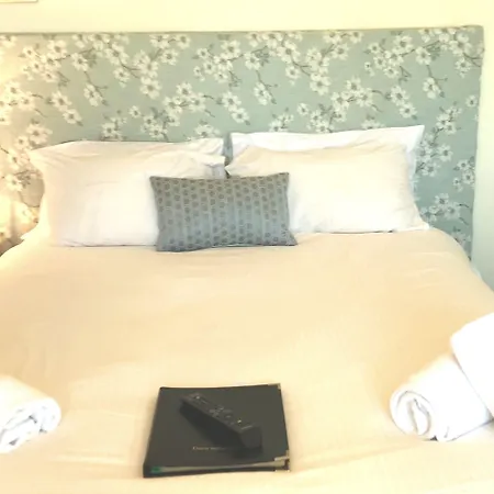 Bed and breakfast St. Raphael York