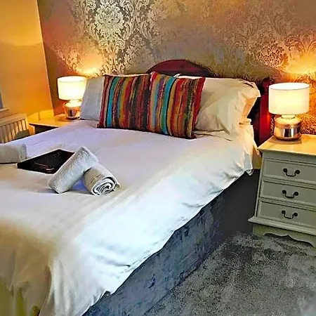 St. Raphael Bed and Breakfast Γιορκ