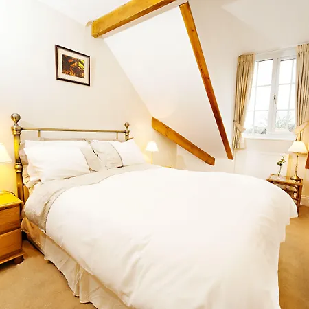 St. Raphael Alojamento de Acomodação e Pequeno-almoço 4*